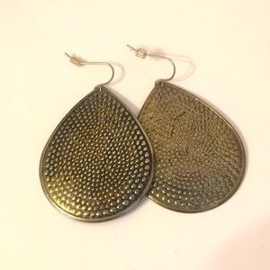 Drop earrings